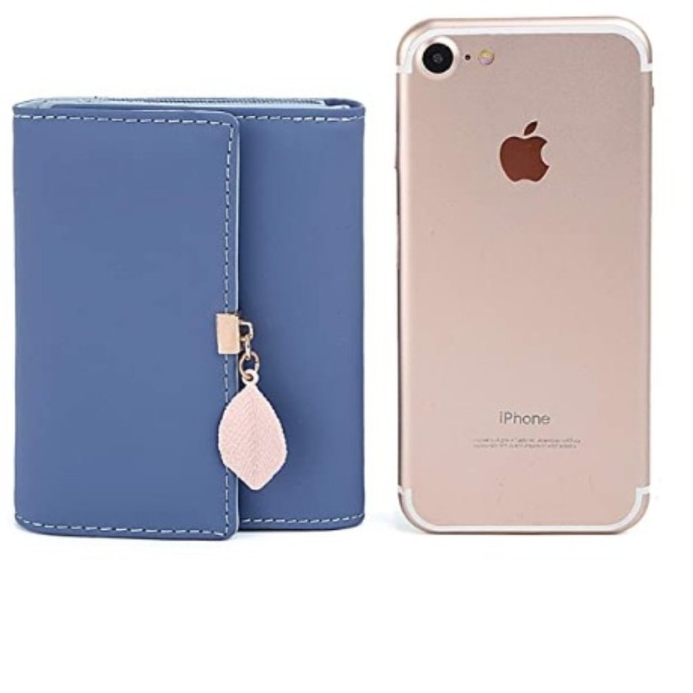 Small Leather Wallet for Women - Picture 5 of 6